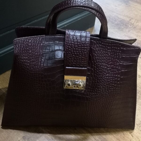 Prachtige tas in bordeauxrood!